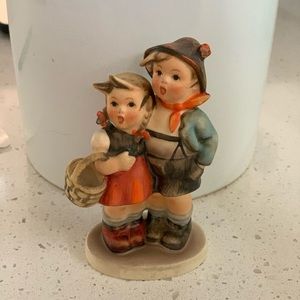 Hummel Figurine Bundle #94 & #119